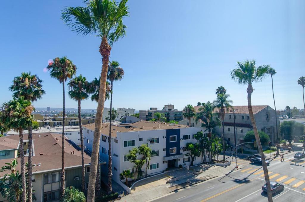 Hollywood Loft Apartments Free Parking Close To Studios Universal Los Angeles Exterior photo